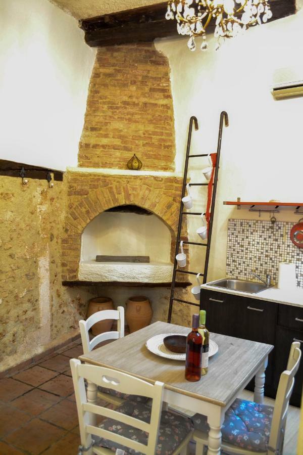 Yro Studios La Canea Esterno foto