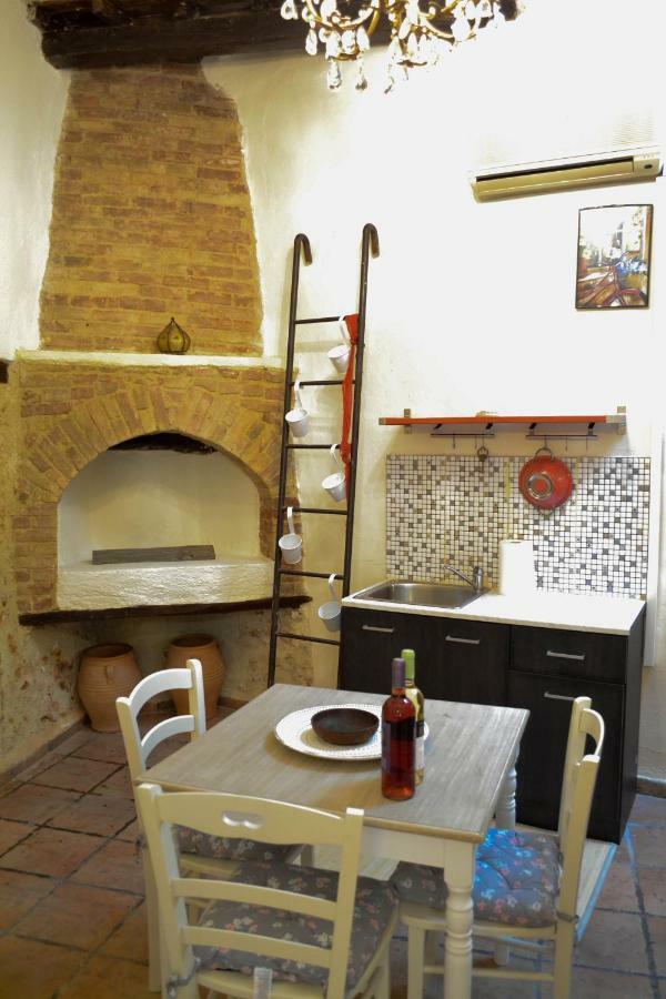 Yro Studios La Canea Esterno foto